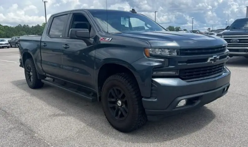 2019 Chevrolet Silverado 1500 RST - vista lateral trasero