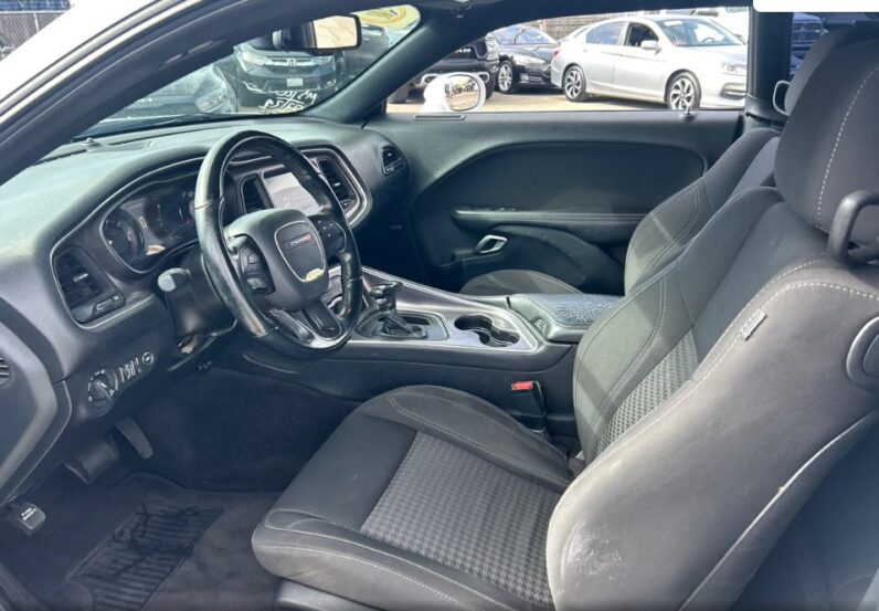 2018 Dodge Challenger SXT
