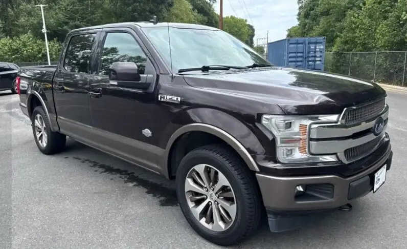 2019 Ford F-150 King Ranch - vista lateral izquierdo