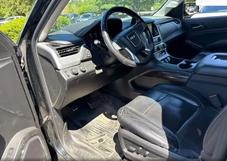 2017 GMC Yukon XL 1500 SLT