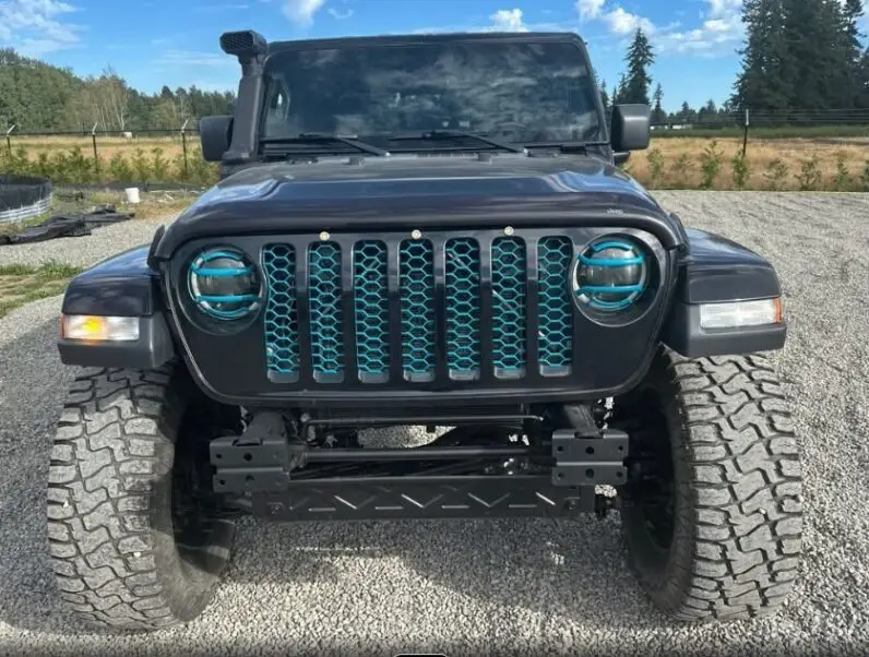2020 Jeep Gladiator Sport - vista lateral frontal
