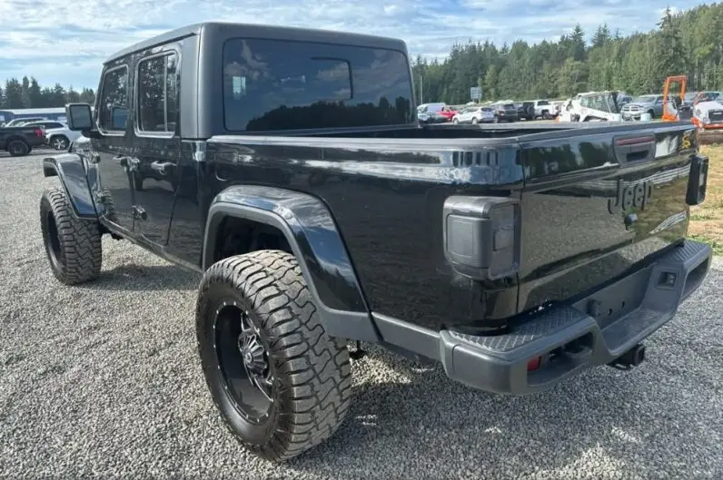 2020 Jeep Gladiator Sport - vista trasera