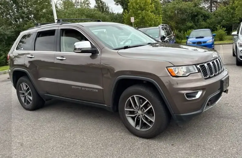 2017 Jeep Grand Cherokee Limited - vista lateral izquierdo