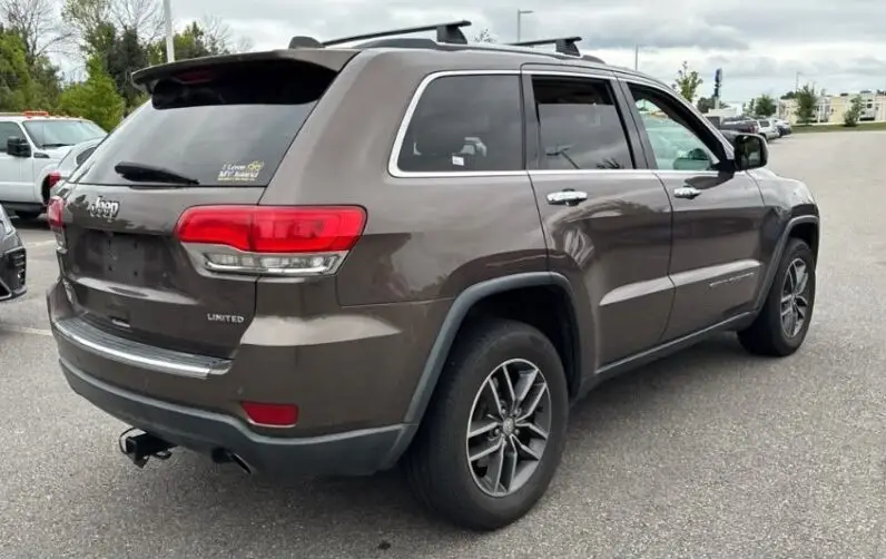 2017 Jeep Grand Cherokee Limited - vista lateral trasero