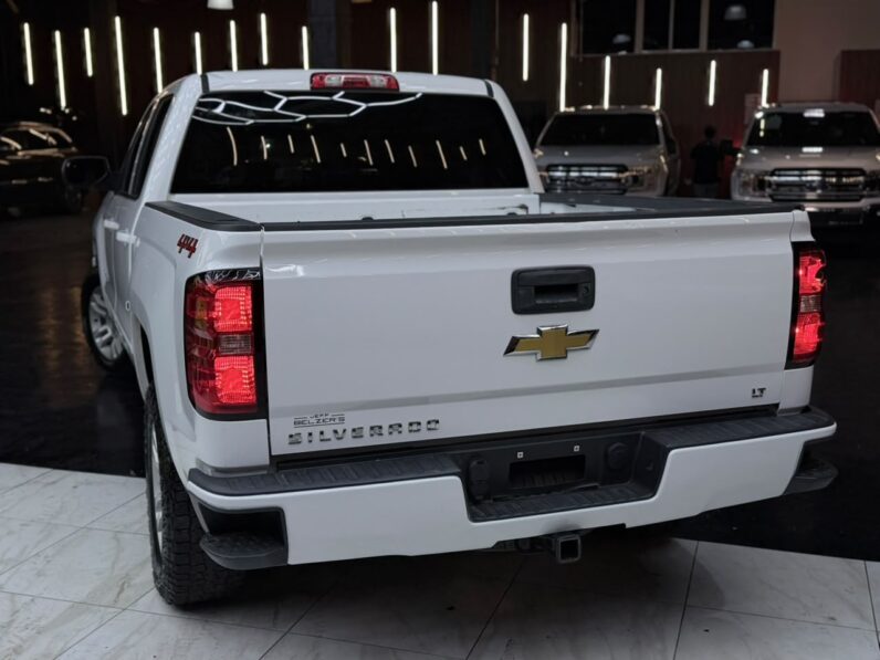 2018 Chevrolet Silverado 1500 LT - vista lateral izquierdo
