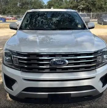 2018 Ford Expedition MAX XLT - vista frontal