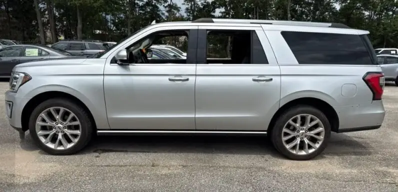 2019 Ford Expedition MAX Limited - vista frontal