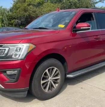 2019 Ford Expedition MAX XLT - vista lateral izquierdo