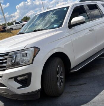 2018 Ford Expedition XLT - vista frontal