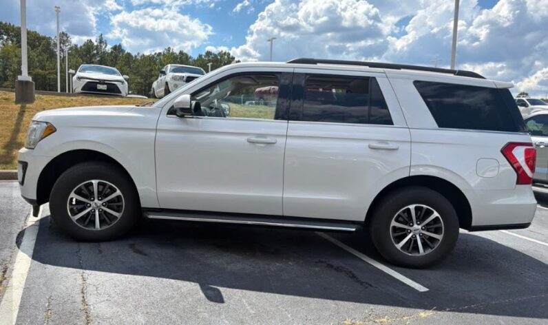 2018 Ford Expedition XLT - vista lateral izquierdo