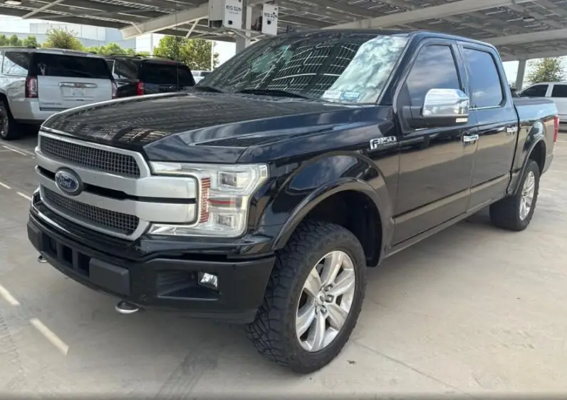 2018 Ford F-150 Platinum - vista lateral derecho