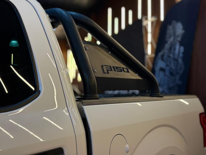 2019 Ford F-150 XLT - vista lateral frontal
