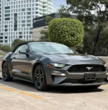 2018 Ford Mustang EcoBoost Premium en Cdmx - vista lateral frontal