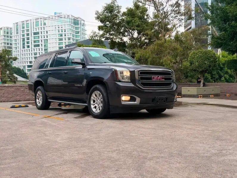 2017 GMC Yukon XL 1500 SLT