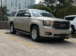 2017 GMC Yukon XL 1500 SLT