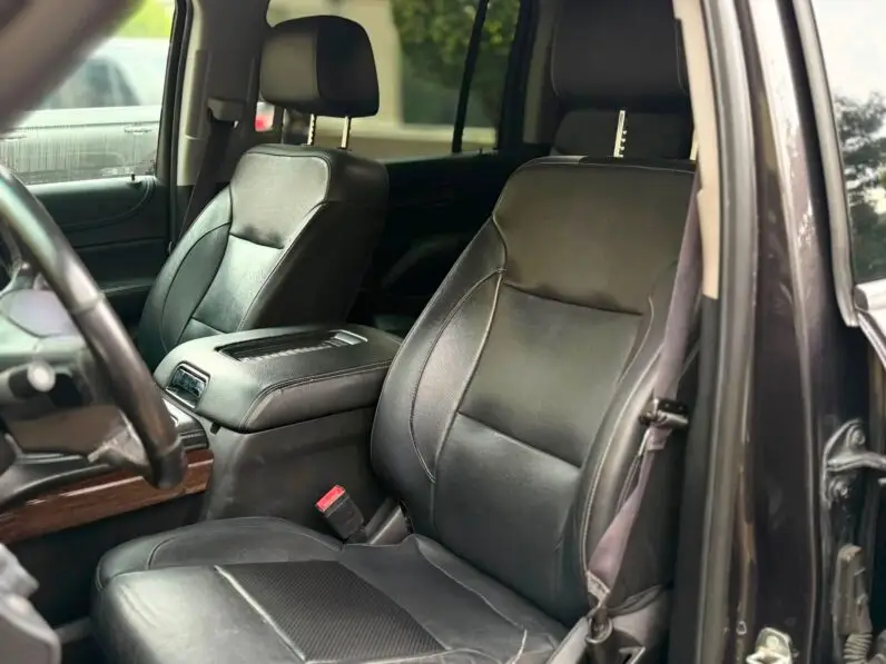 2017 GMC Yukon XL 1500 SLT - vista lateral derecho