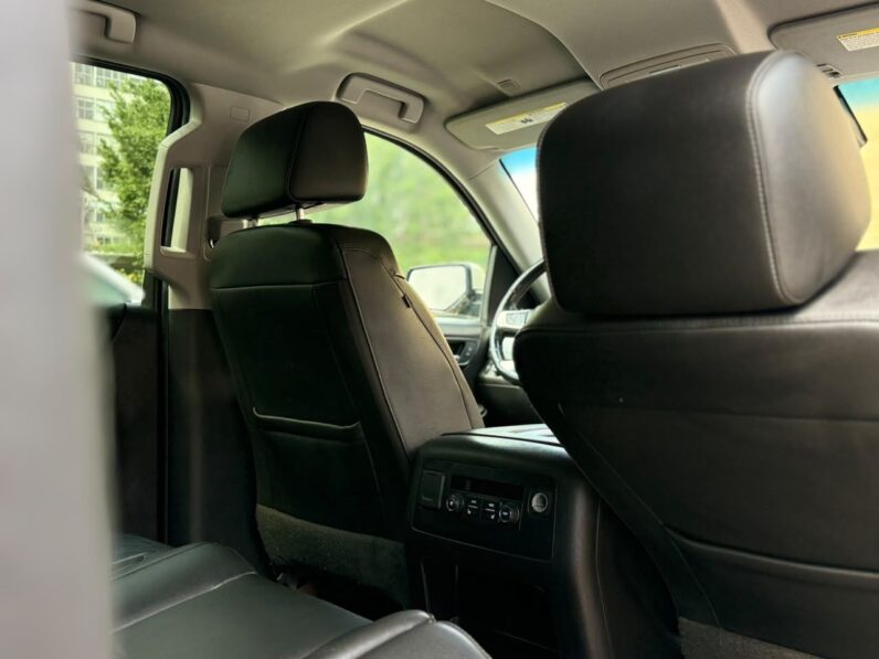 2017 GMC Yukon XL 1500 SLT - vista lateral frontal