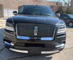 2021 Lincoln Navigator Reserve - vista frontal
