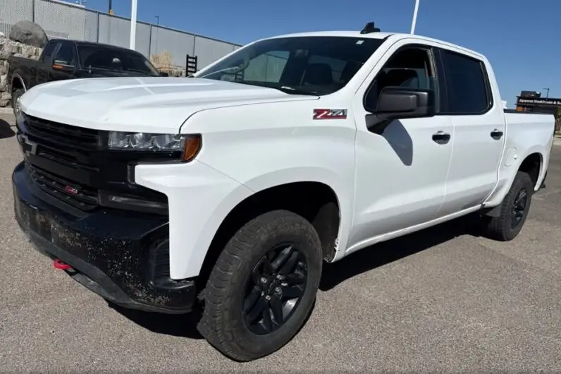 2020 Chevrolet Silverado 1500 LT TB - vista perfil
