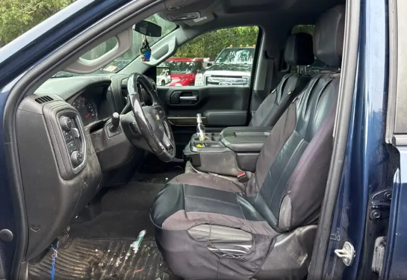 2021 Chevrolet Silverado 1500 LT - vista lateral izquierdo