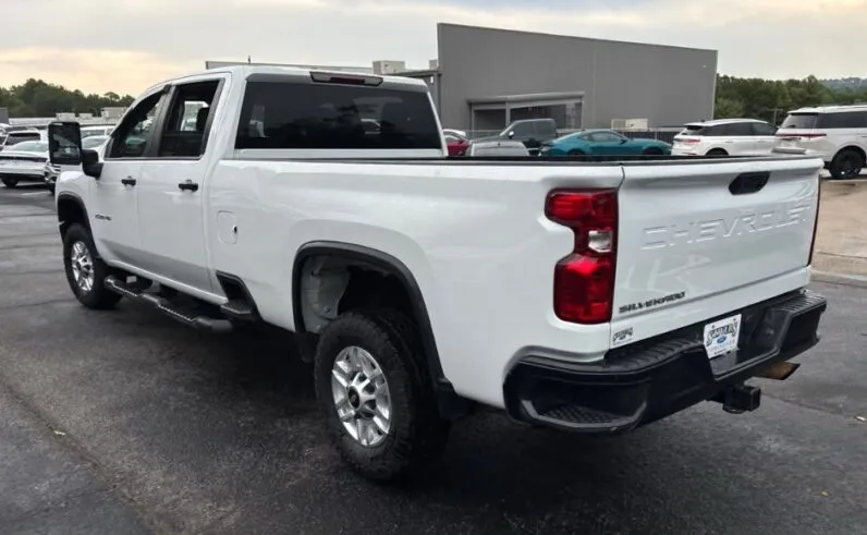2021 Chevrolet Silverado 2500 W/T - vista lateral derecho