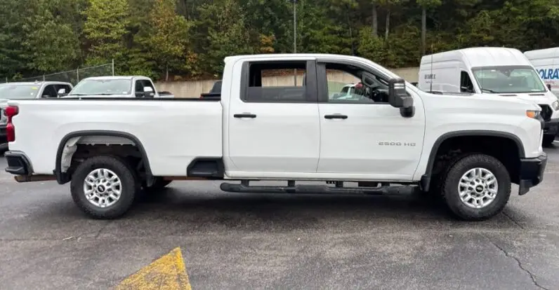 2021 Chevrolet Silverado 2500 W/T - vista lateral izquierdo
