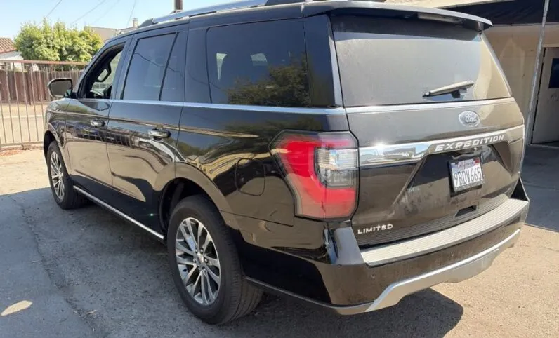 2018 Ford Expedition Limited - vista lateral izquierdo