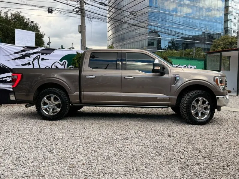2021 Ford F-150 King Ranch - vista lateral derecho