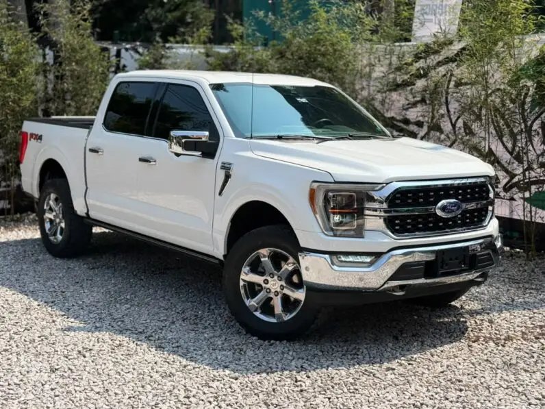 2021 Ford F-150 King Ranch - vista lateral trasero