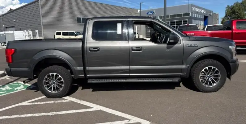 2018 Ford F-150 Lariat - vista lateral izquierdo