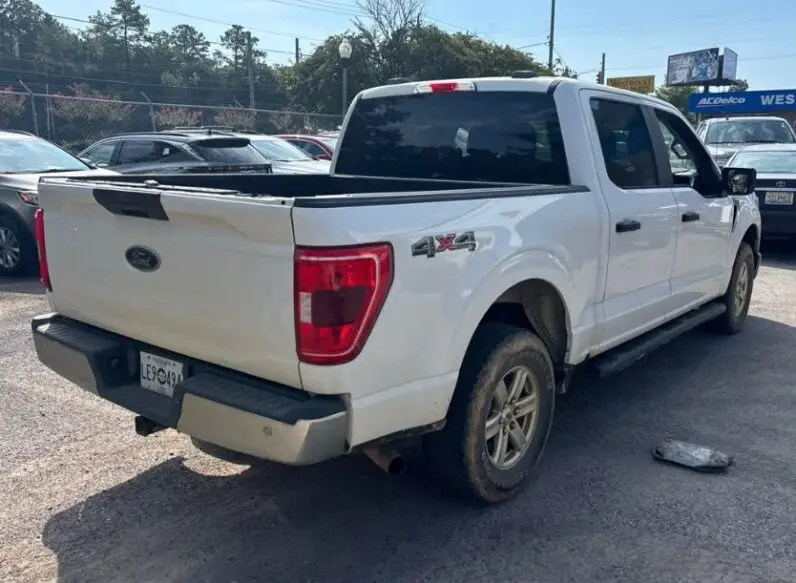 2021 Ford F-150 XLT - vista lateral derecho