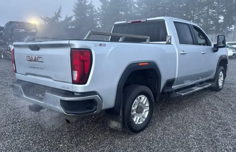 2020 GMC Sierra 2500 SLE - vista lateral derecho