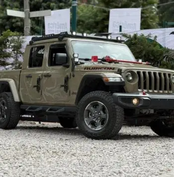 2020 Jeep Gladiator Rubicon en Cdmx - vista interior tablero