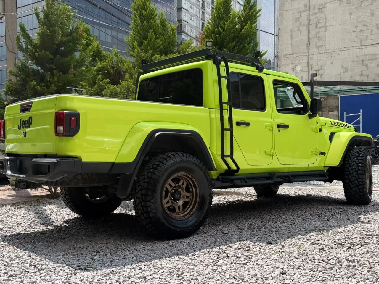 2021 Jeep Gladiator Sport