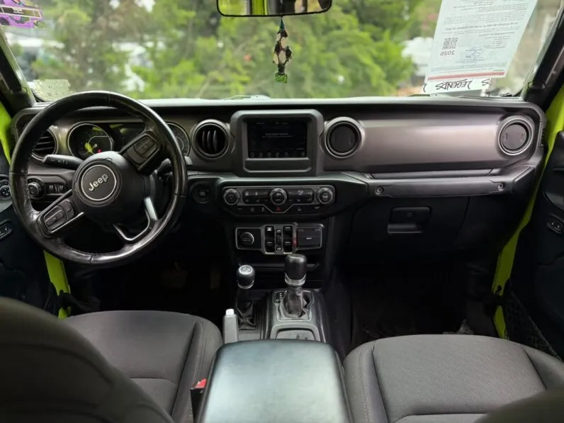 2021 Jeep Gladiator Sport - vista lateral trasero