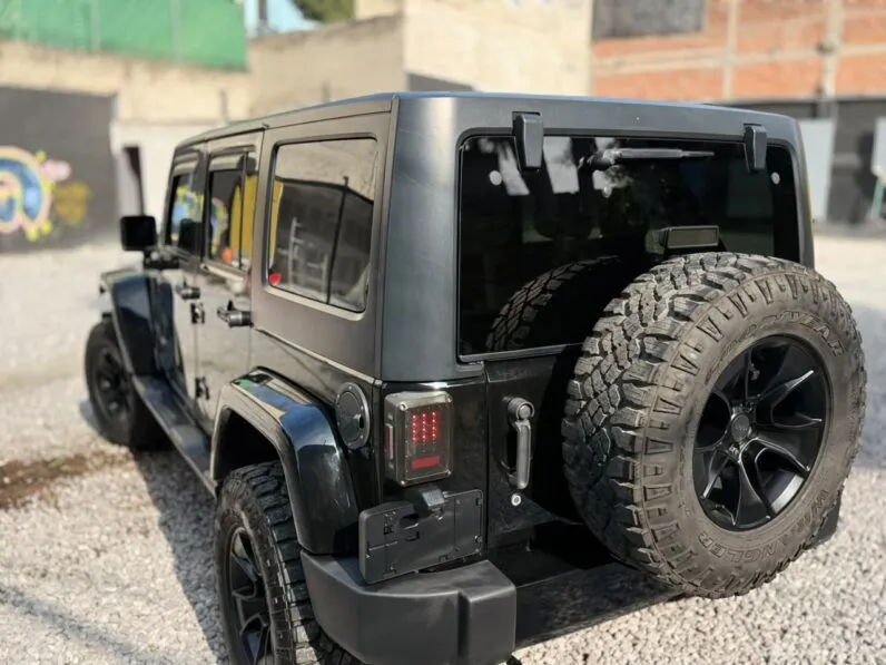2018 Jeep Wrangler Unlimited Sahara - vista asientos traseros