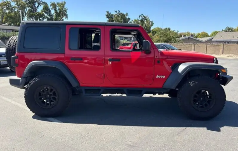 2018 Jeep Wrangler Unlimited Sport - vista lateral trasero