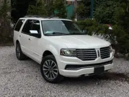 2017 Lincoln Navigator Select